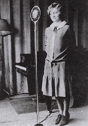 Peggy Reichel at WDRC's New Haven studios in the 1930s
